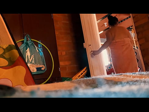 ❤️ ពូដើរតាមខ្ញុំចូលបន្ទប់ទឹក គាត់ថើបខ្ញុំពេលខ្ញុំងូតទឹក។ ☑ វីដេអូសិច នៅ km.porno-flix.ru ❌